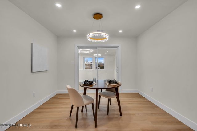 67 Garland Lane, Willingboro, NJ 08046