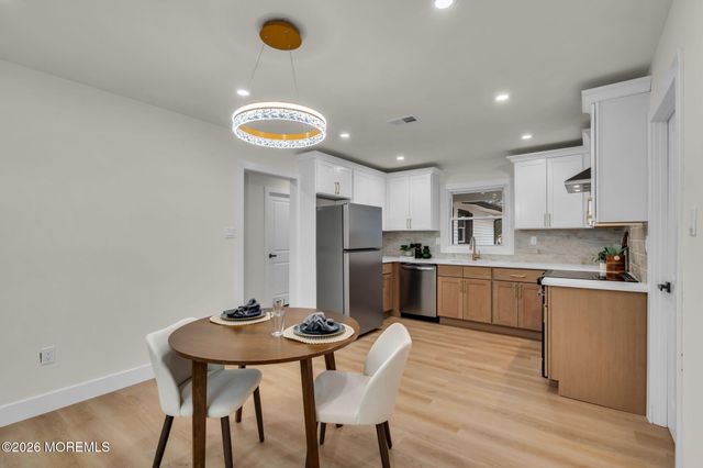 67 Garland Lane, Willingboro, NJ 08046