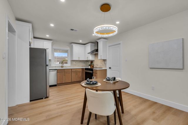 67 Garland Lane, Willingboro, NJ 08046