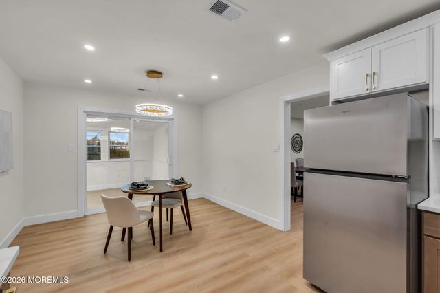 67 Garland Lane, Willingboro, NJ 08046