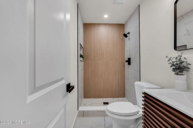 67 Garland Lane, Willingboro, NJ 08046