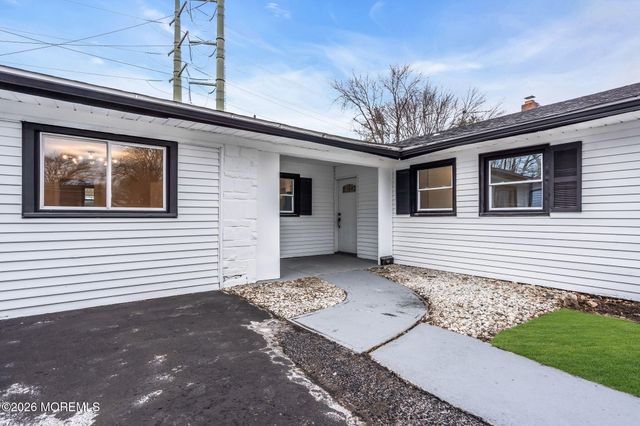 67 Garland Lane, Willingboro, NJ 08046