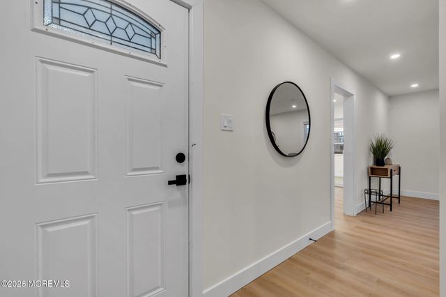 67 Garland Lane, Willingboro, NJ 08046