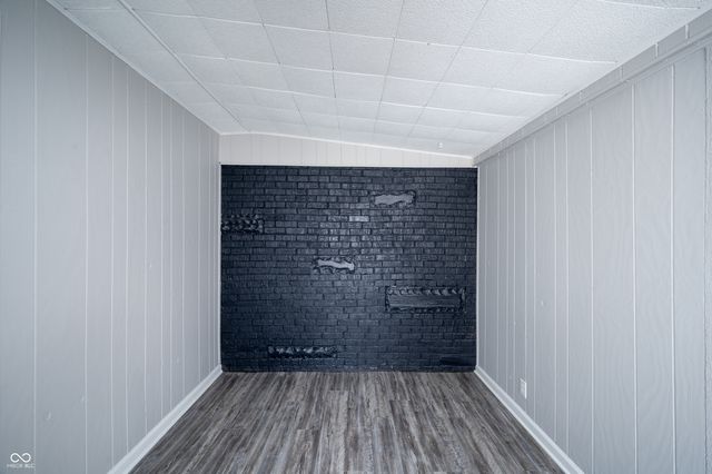 1021 S Worth Avenue, Indianapolis, IN 46241