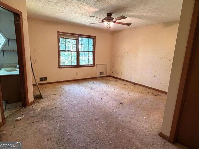 2500 Whitebluff Way, Buford, GA 30519