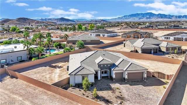 8835 South Tenaya Way, Las Vegas, NV 89113