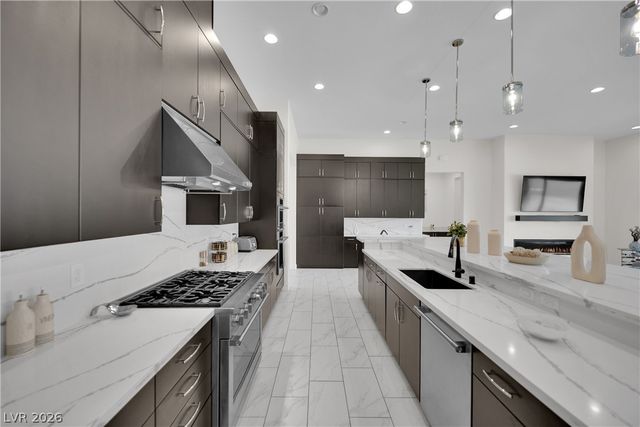 8835 South Tenaya Way, Las Vegas, NV 89113