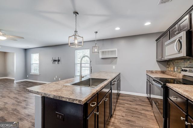 101 Quarterhorse Drive, Guyton, GA 31312