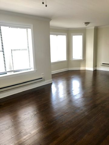 3839 N Greenview Avenue 3W, Chicago, IL 60613