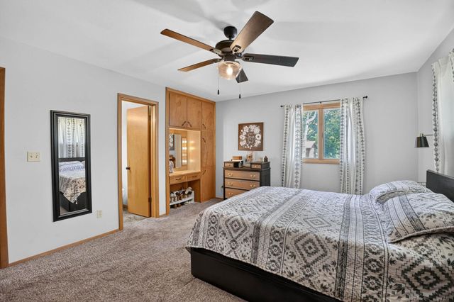 2626 Neola Street, Cedar Falls, IA 50613