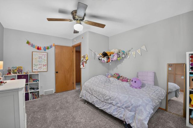 2626 Neola Street, Cedar Falls, IA 50613