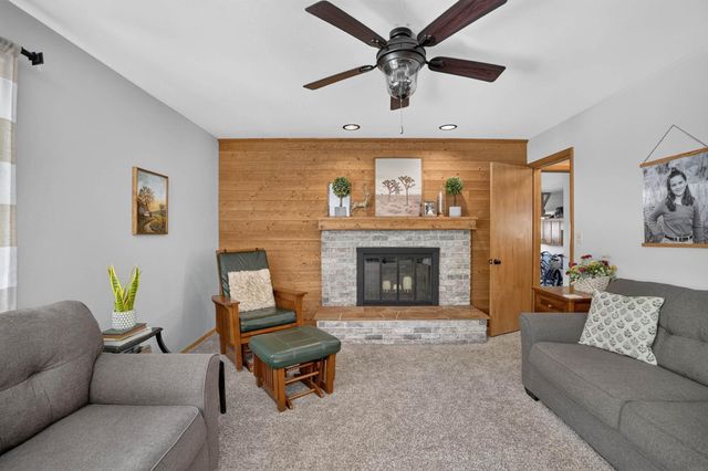 2626 Neola Street, Cedar Falls, IA 50613