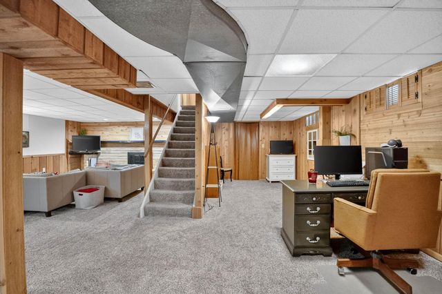 2626 Neola Street, Cedar Falls, IA 50613