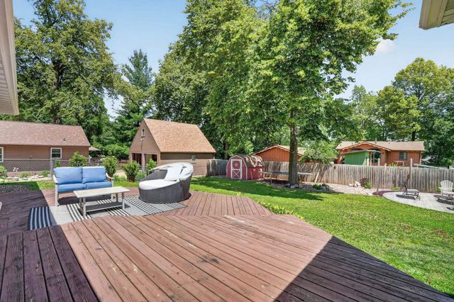 2626 Neola Street, Cedar Falls, IA 50613