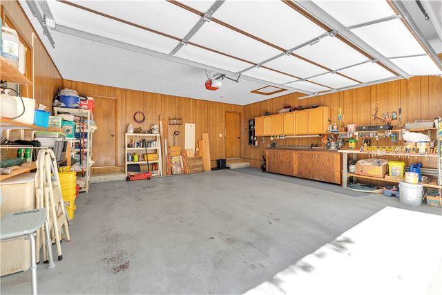 30 Basildon Drive, Bella Vista, AR 72715