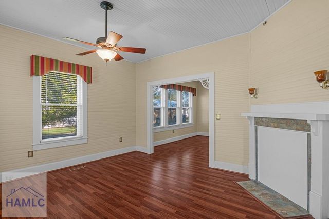 661 East Plum Street, Jesup, GA 31546