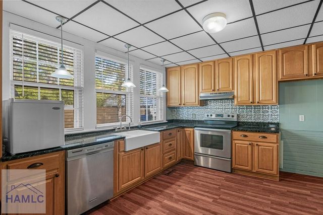 661 East Plum Street, Jesup, GA 31546