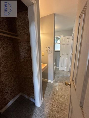 661 East Plum Street, Jesup, GA 31546