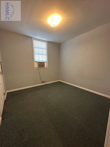 661 East Plum Street, Jesup, GA 31546