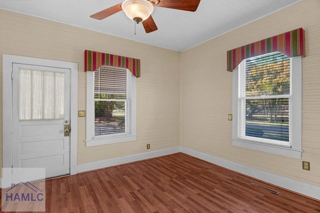 661 East Plum Street, Jesup, GA 31546
