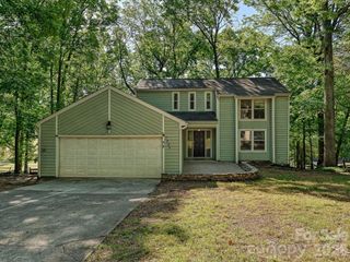 7925 Serendipity Lane, Charlotte, NC 28277