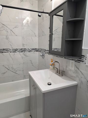 417 Poplar Street, New Haven, CT 06513