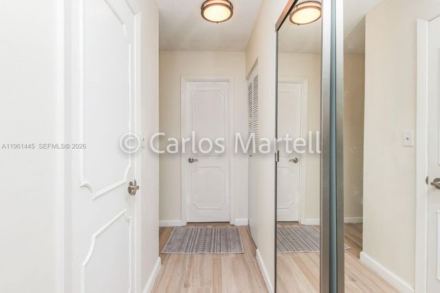 2750 NE 183rd St 512, Aventura, FL 33160