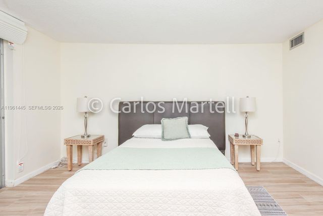 2750 NE 183rd St 512, Aventura, FL 33160