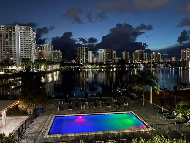 2750 NE 183rd St 512, Aventura, FL 33160