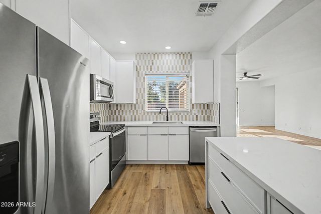 706 E LAS COLINAS Place, Chandler, AZ 85249