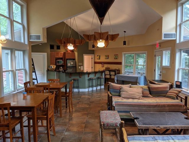 816 E Indiana Street, New Buffalo, MI 49117