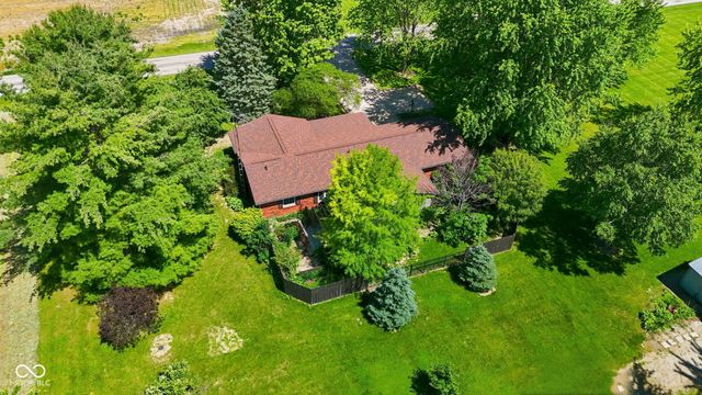 11201 S County Road 700 E, Selma, IN 47383