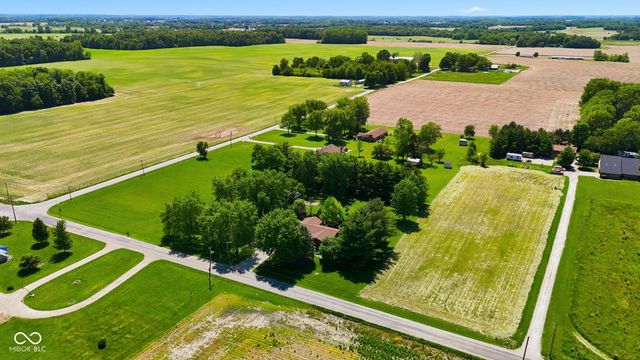11201 S County Road 700 E, Selma, IN 47383