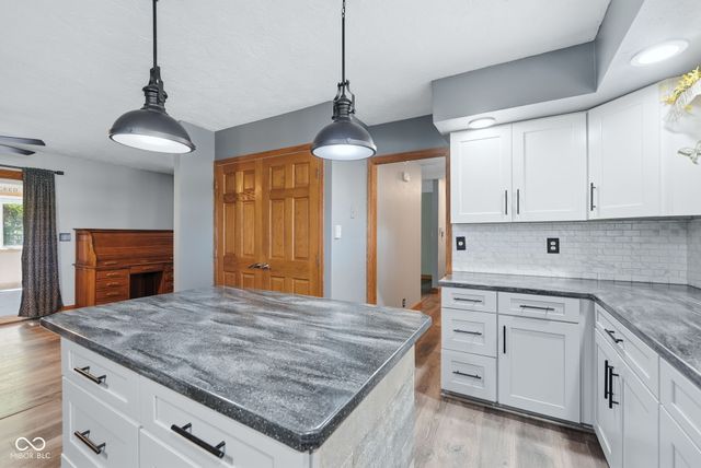 11201 S County Road 700 E, Selma, IN 47383
