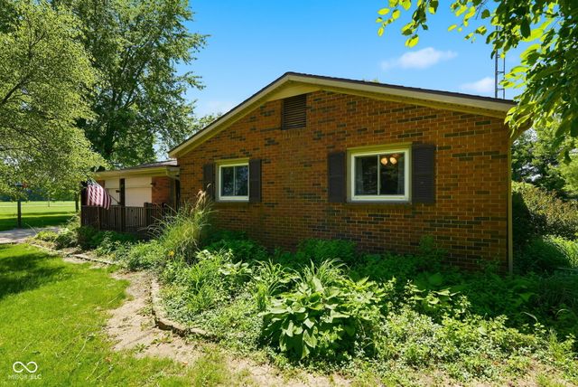 11201 S County Road 700 E, Selma, IN 47383