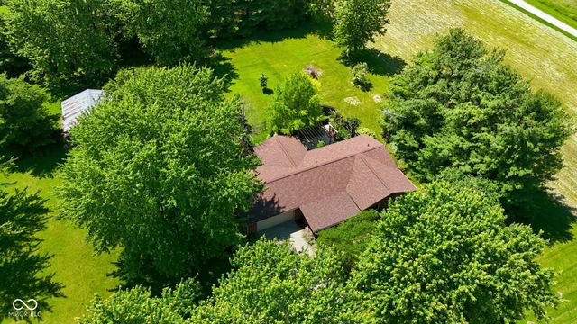11201 S County Road 700 E, Selma, IN 47383