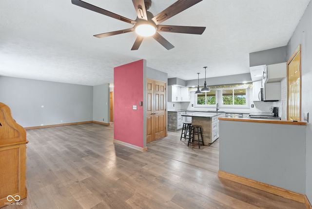 11201 S County Road 700 E, Selma, IN 47383