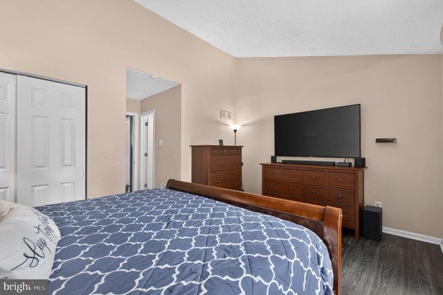 5406 DORAL DR, Wilmington, DE 19808