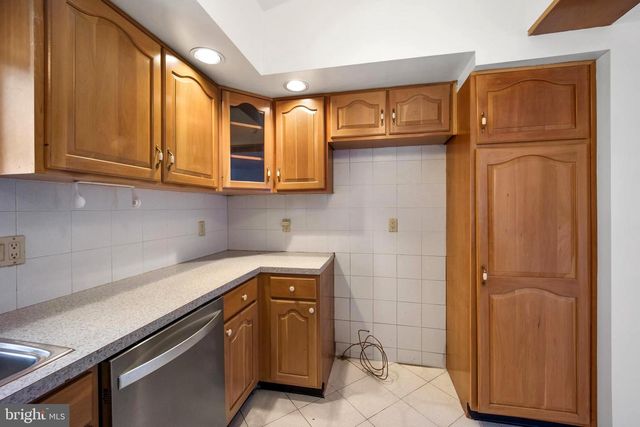 8303 ALGON AVE, Philadelphia, PA 19152