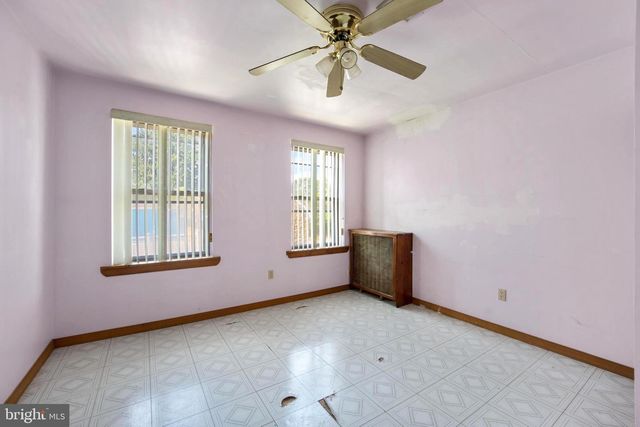 8303 ALGON AVE, Philadelphia, PA 19152
