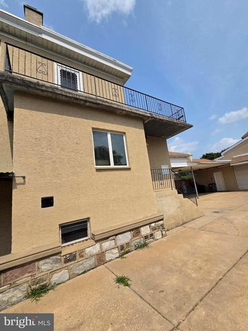 8303 ALGON AVE, Philadelphia, PA 19152