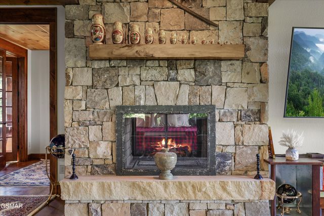 3301 Summit Trails Drive, Sevierville, TN 37862