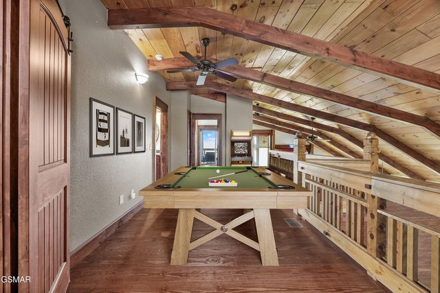 3301 Summit Trails Drive, Sevierville, TN 37862