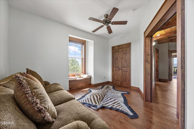 3301 Summit Trails Drive, Sevierville, TN 37862