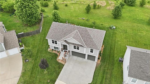 518 Madera Court, Belton, MO 64012