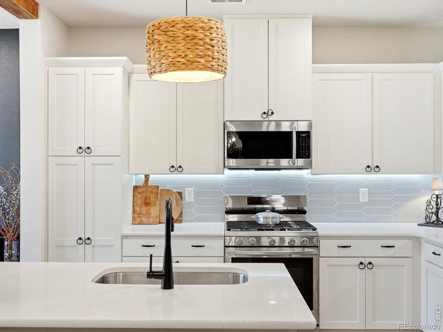 4854 Denys Drive, Timnath, CO 80547