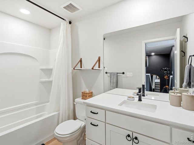 4854 Denys Drive, Timnath, CO 80547