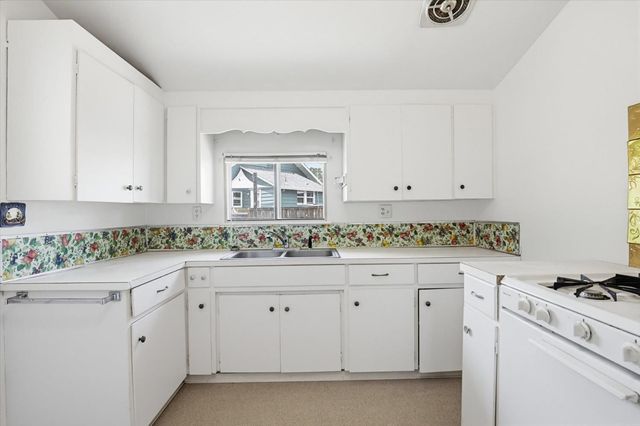 131 Huntley Ave, Auburn, CA 95603