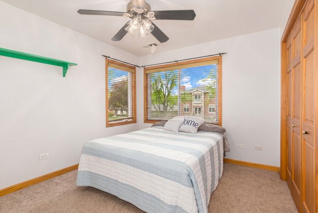 8233 N Octavia Avenue, Niles, IL 60714