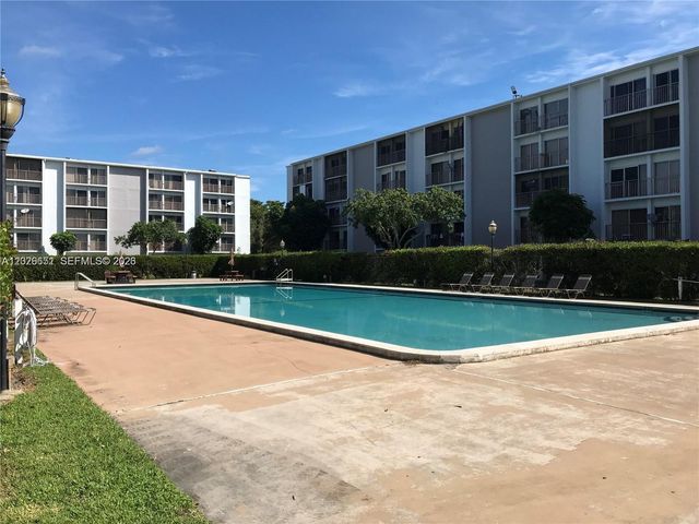 8610 N Sherman Circle 407, Miramar, FL 33025